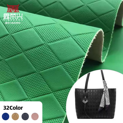 Elmas Kare Taneler desen PVC Deri 34 Renk 1000 Yard MOQ ve 100000 Metre Üretim Kapasitesi ile Mümkün