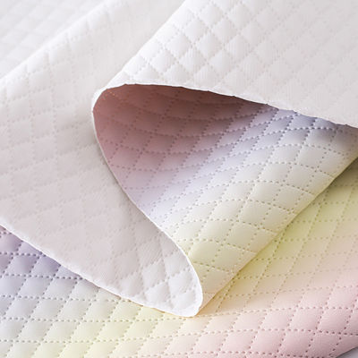 Çantalı PU Deri Kumaş Yapısı Eğimli Gökkuşağı Elmas Ağı