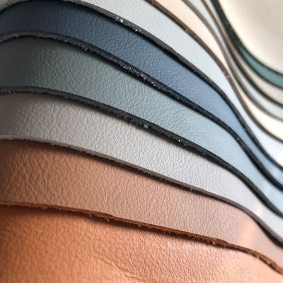 Yüksek Kaliteli Kanepe Mikrofiber Deri Geri Dönüştürülmüş Taklit Sığır Derisi