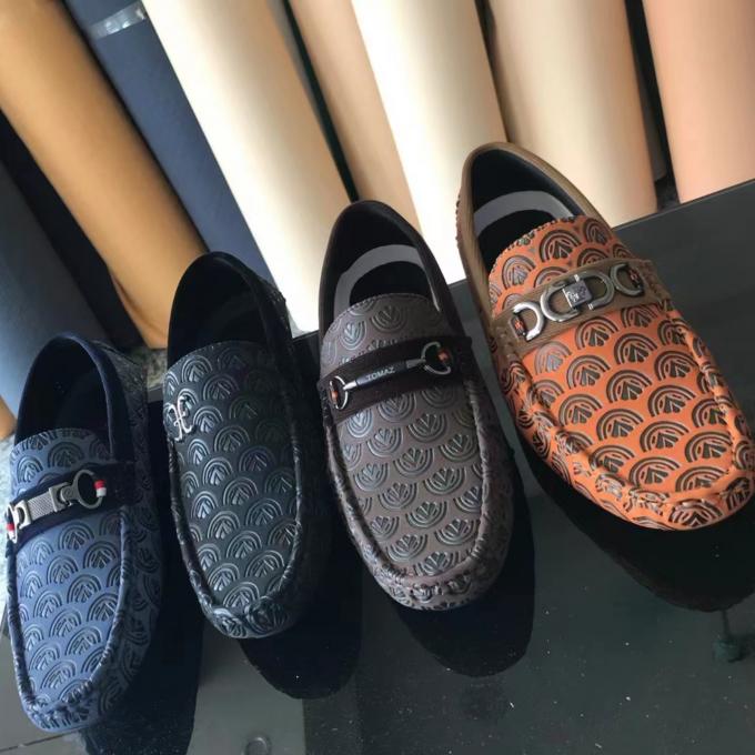 Ayakkabı Çantası Masa Örtüsü için Özelleştirilmiş PU Vinil Moda Renk Değişimi Kabartmalı Sentetik Deri Suni Deri Kumaş 21